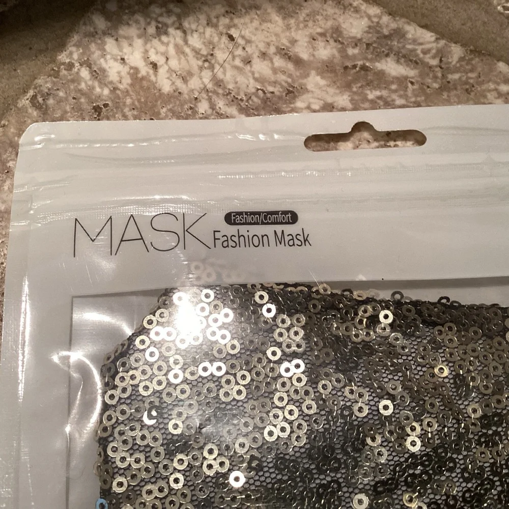 Sequin Glam Face Masks - Gold and Green